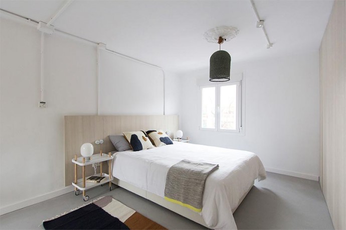 Минималистичный интерьер квартиры площадью 75 м2 в Мадриде