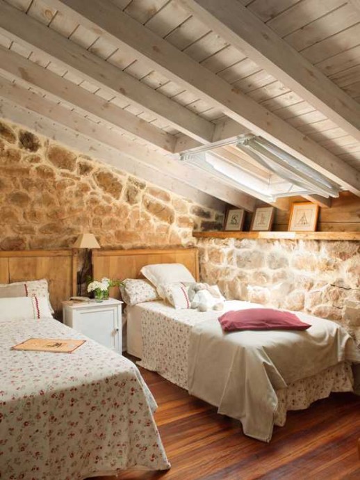 Дом в старинном сарае в Испании