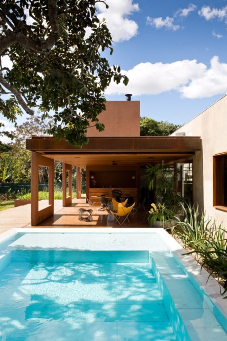 Дом архитектора Самуэля Ламаса в регионе Серрадо, Бразилия