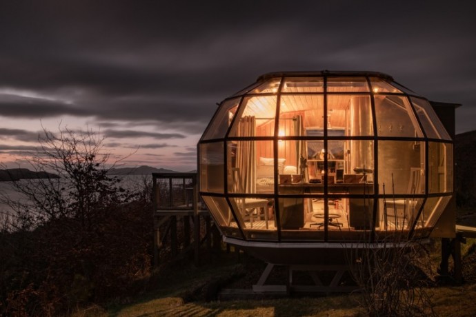 Airship 2: небольшой дом с видом на дикие пейзажи Шотландского нагорья