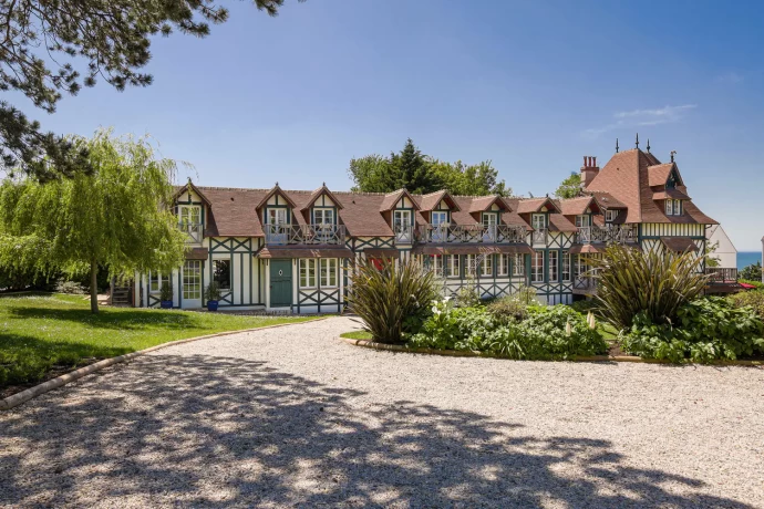 Гостиница Villa du Parc Trouville в Трувиль-сюр-Мер, Нормандия, Франция