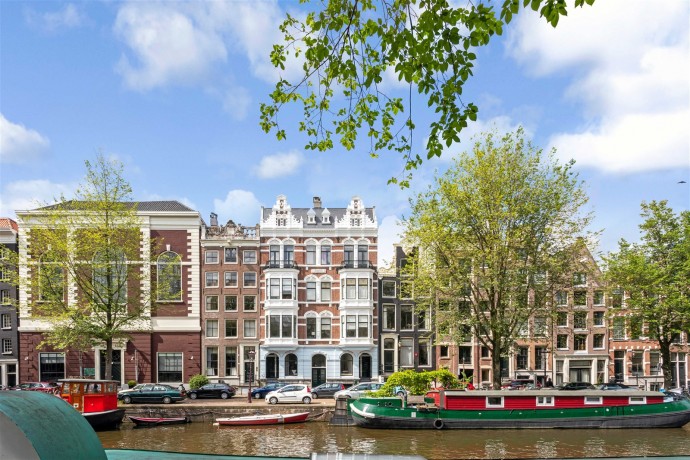 Апартаменты площадью 136 м2 в Амстердаме