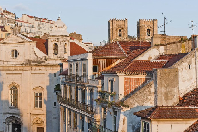 Мансардная квартира в Лиссабоне, Португалия