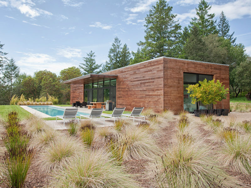 Современный одноэтажный деревянный дом в Калифорнии от Dowling Studios