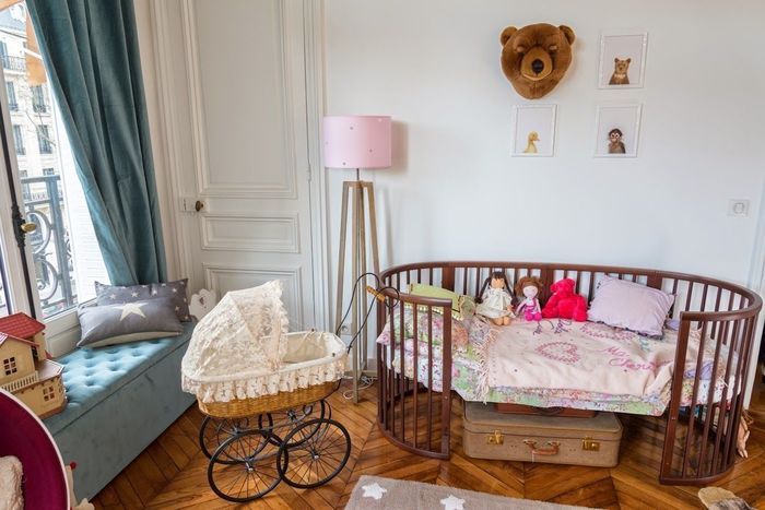 Самобытный интерьер квартиры россиянки в Париже
