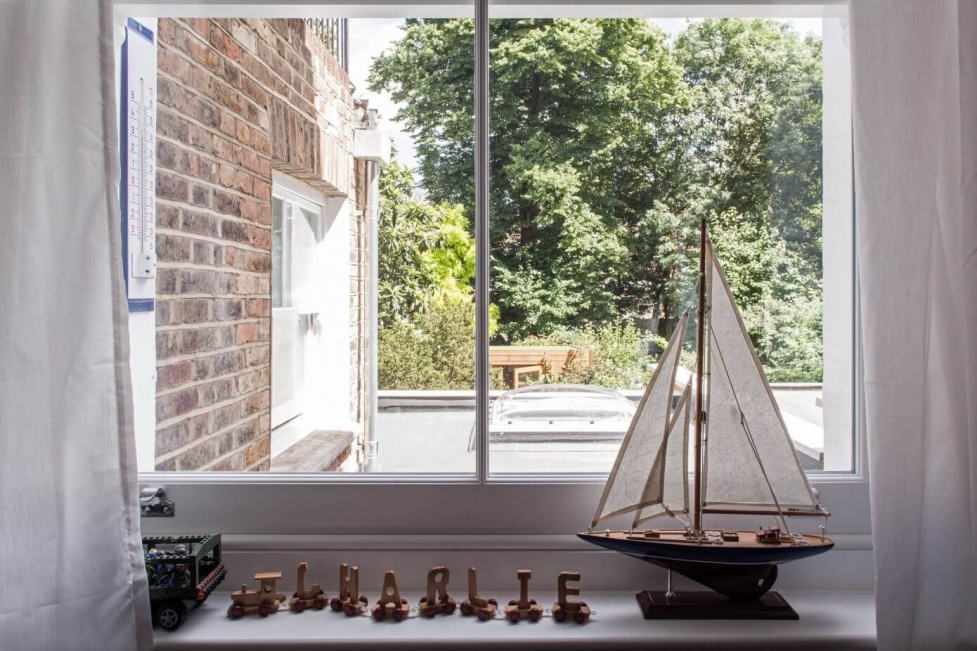 Дом-студия Edwards Rensen Architects в Лондоне с небольшим патио