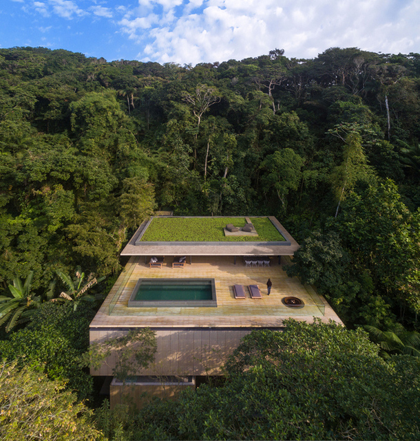 Невероятный дом в джунглях Бразилии от Studio MK27
