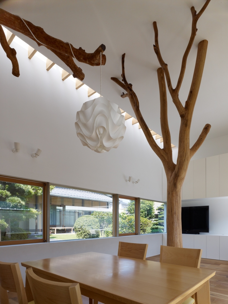 Garden Tree House  в Японии от Hironaka Ogawa & Associates