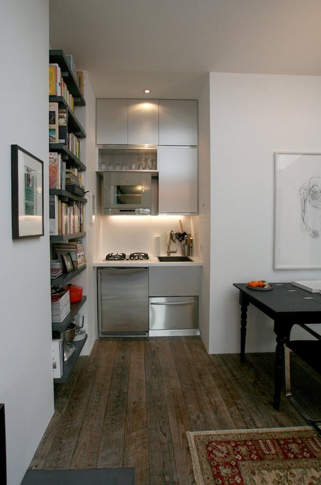 Студия на Манхеттене 28 м2 с ультра-микро кухней в алькове