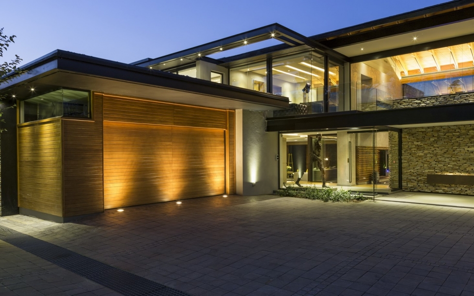 Шикарный современный дом в ЮАР от Nico van der Meulen architects