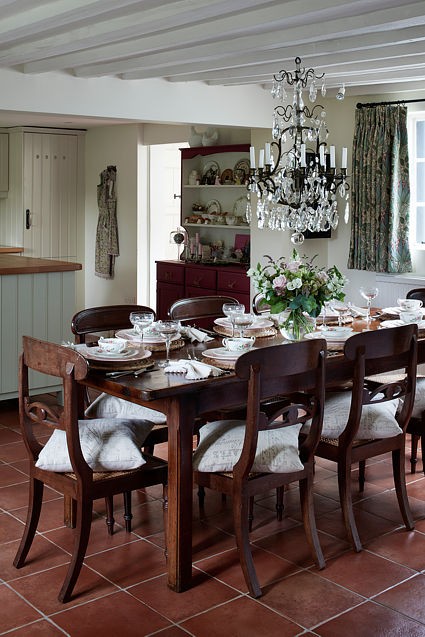 Уютный коттедж в Уилтшире, Великобритания Уютный коттедж в Уилтшире, Великобритания