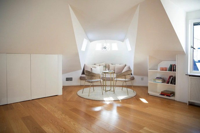 Мансарда площадью 94 м2 в Стокгольме