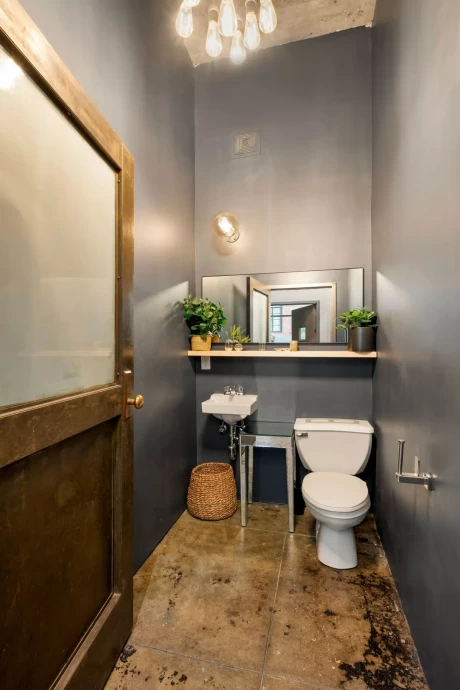 Двухуровневый лофт на территории бывшего склада чайной компании Tetley в Гринвич-Виллидж, Нью-Йорк