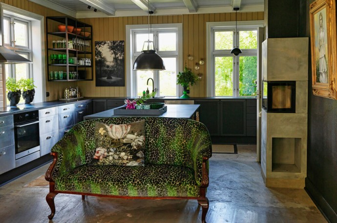 Усадьба 2002 года постройки в пригороде Осло, Норвегия