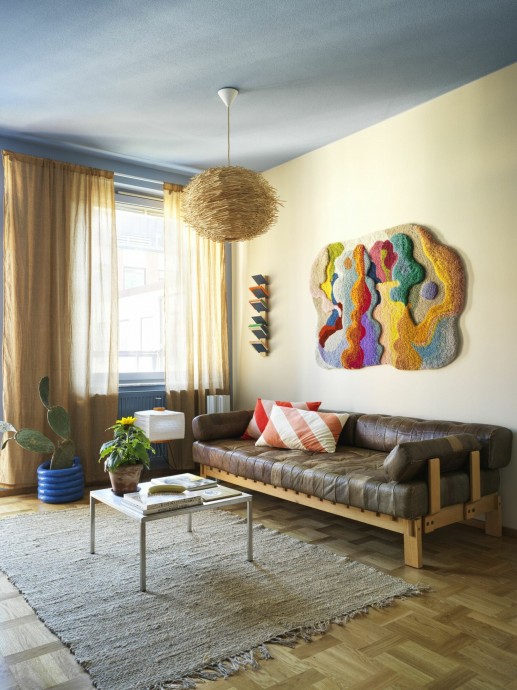 Квартира владельца лакокрасочного бренда Klint Даниэля Омана в Стокгольме Квартира владельца лакокрасочного бренда Klint Даниэля Омана в Стокгольме