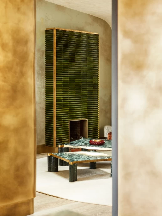 Двухуровневая квартира в Париже