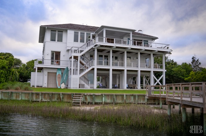 Прибрежный дом в городе Шарлотт, Северная Каролина