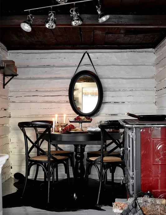 Хижина у озера в трех часах езды от Хельсинки, Финляндия Хижина у озера в трех часах езды от Хельсинки, Финляндия