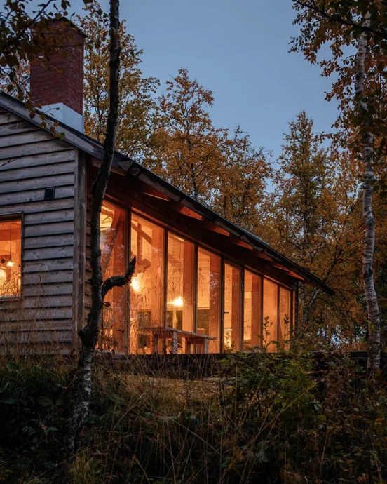 Дом в лесу недалеко от Тэнндалена в Швеции