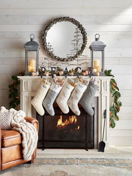 Рождественские идеи в традиционных цветах от бренда Pottery Barn