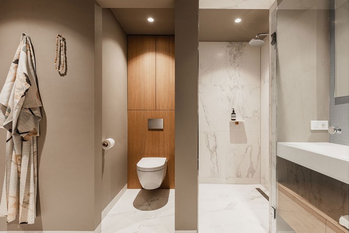 Двухуровневая квартира в центре Амстердама Двухуровневая квартира в центре Амстердама