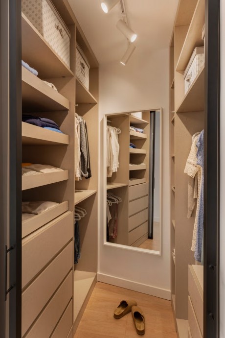 Квартира площадью 100 м2 в Барселоне