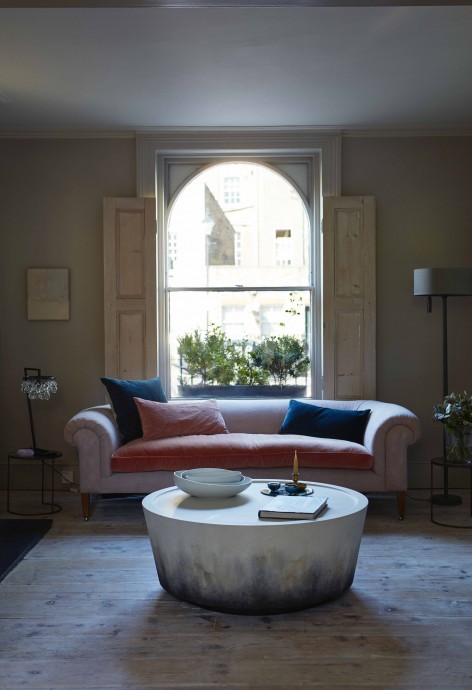 Дом совладелицы британского мебельного бренда Ocher Соленн де ла Фушардье на севере Лондона Дом совладелицы британского мебельного бренда Ocher Соленн де ла Фушардье на севере Лондона