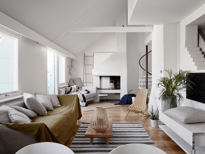 Двухуровневая квартира в доме начала XX века в Стокгольме (135 м2)