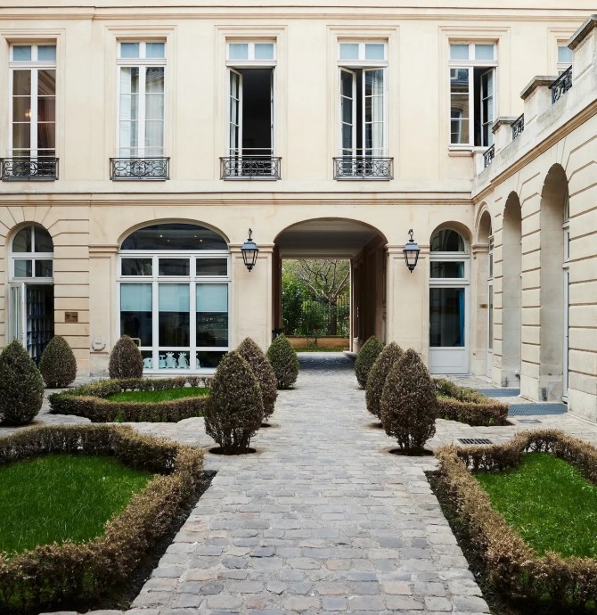 Квартира арт-дилера Жана-Габриэля Миттерана в Париже