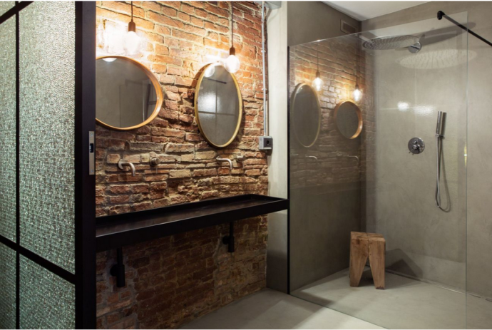 Двухэтажный лофт с панорамными окнами в итальянской провинции Пиза