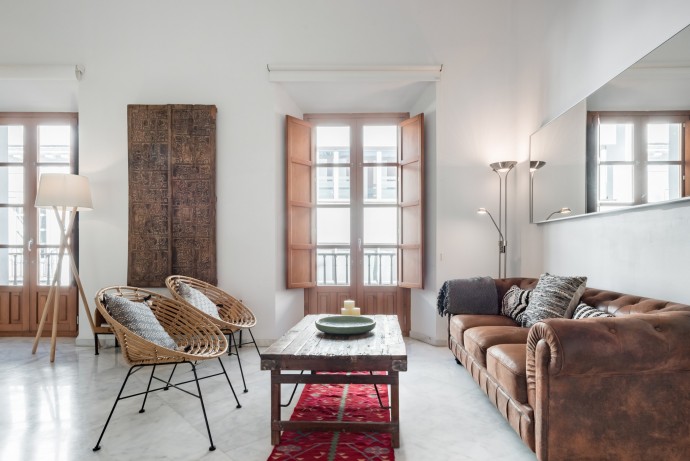 Светлые апартаменты с террасой на крыше