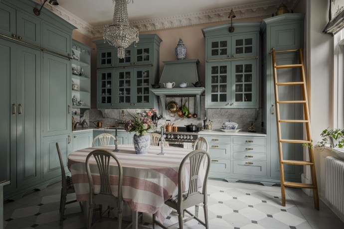 Квартира площадью 89 м2 в здании 1878 года в Стокгольме