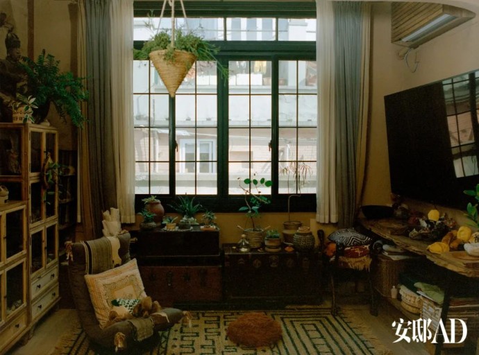 Квартира драматурга и иллюстратора Чжао Цзыхэ и режиссёра Вана Минъюэ в Шанхае