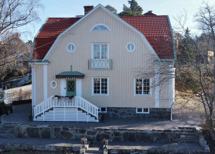 Вилла в небольшом шведском городке