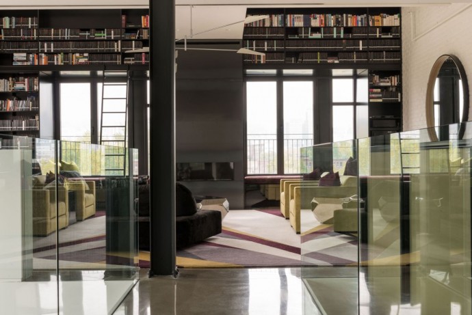 Лофт на территории бывшего завода в Монреале, Канада Лофт на территории бывшего завода в Монреале, Канада