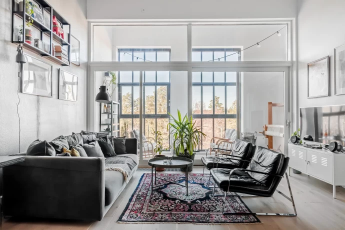 Квартира площадью 96 м2 в старом промышленном здании в Швеции