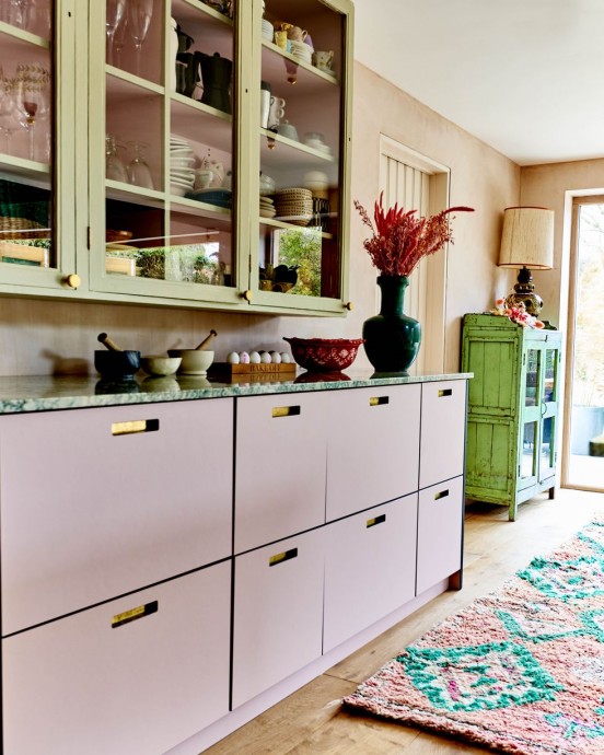 Дом дизайнеров Джейн и Джеймса Конвей в Хартфордшире, Великобритания Дом дизайнеров Джейн и Джеймса Конвей в Хартфордшире, Великобритания