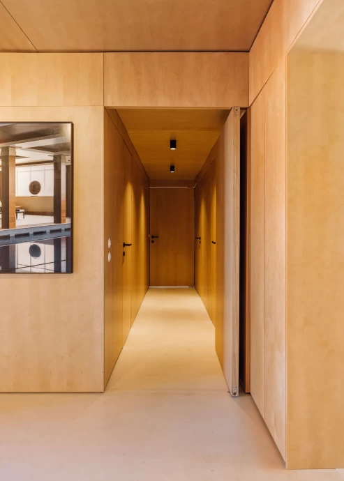 Квартира архитектора Жуана Помбейру и его жены Нуно в Лиссабоне, Португалия Квартира архитектора Жуана Помбейру и его жены Нуно в Лиссабоне, Португалия