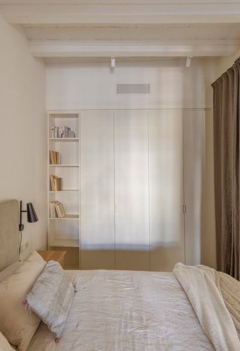 Квартира площадью 80 м2 в Барселоне