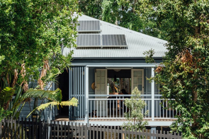 Пристройка к дому художника Кита Берта в Брисбене, Австралия