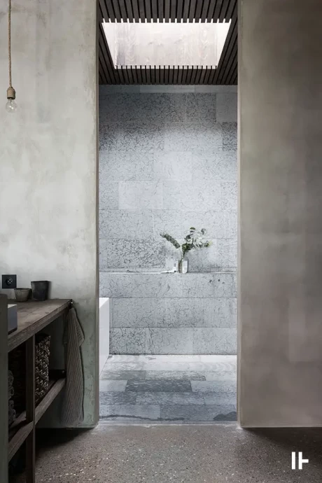 Современная вилла на берегу озера Меларен в шведской коммуне Вестманланд (167 м2)