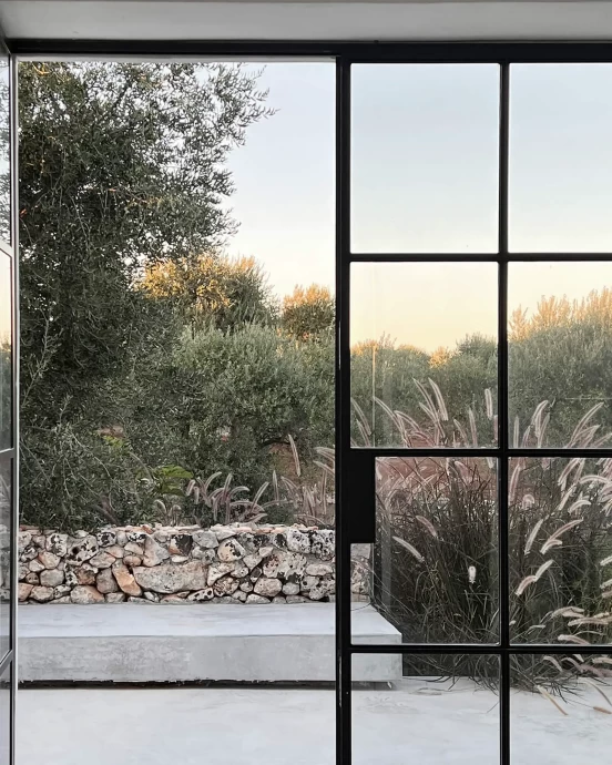 Дом скульптора и керамиста Нини Бонаволья в Апулии, Италия