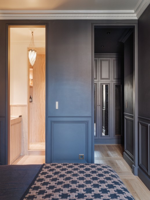 Квартира в доме XIX века в Париже (120 м2)