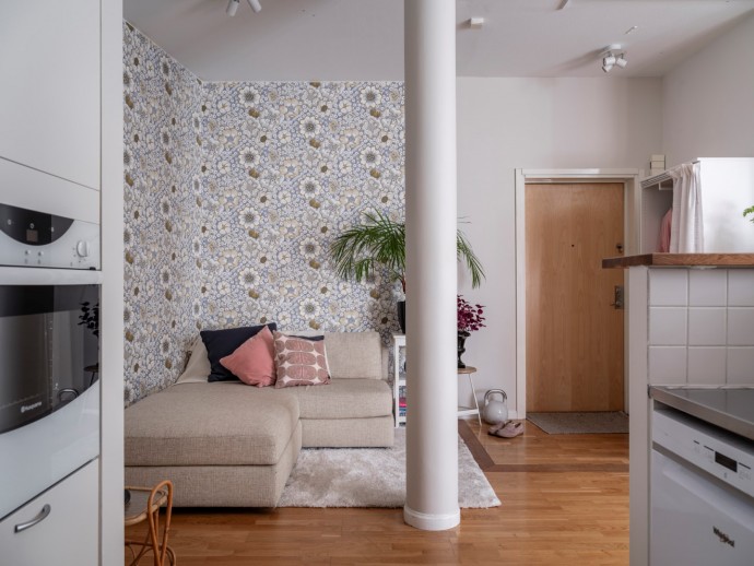 Нетипичная двухкомнатная квартира площадью 49 м2 в бывшем фабричном здании в Стокгольме