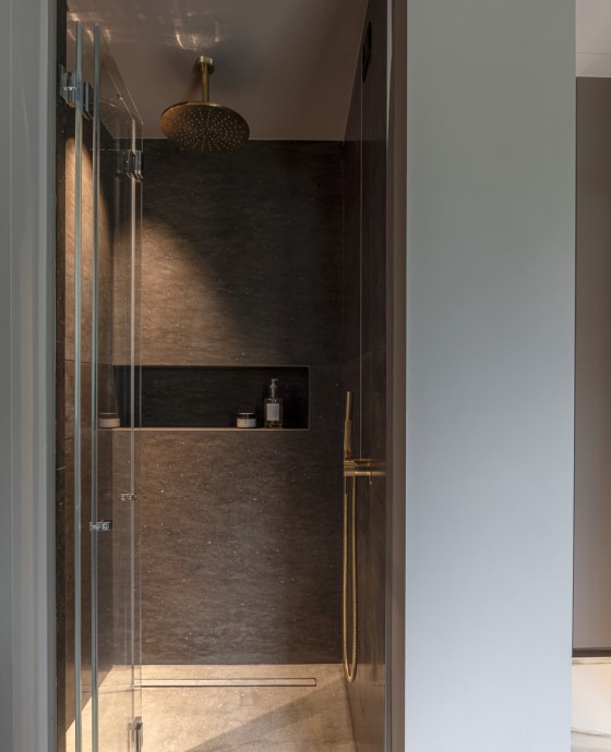 Пентхаус для молодой пары в горах Ломбардии, Италия