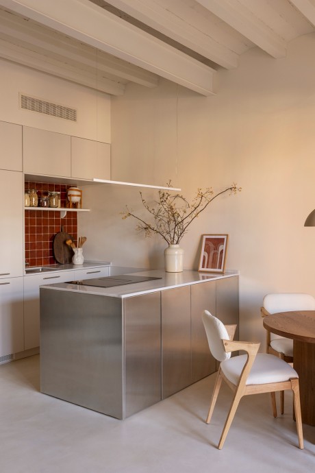 Квартира площадью 80 м2 в Барселоне