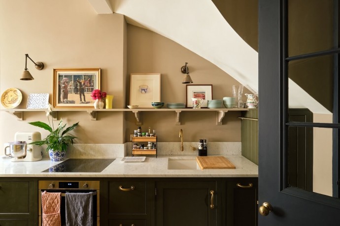 Квартира на первом этаже таунхауса 1855 года постройки в Лондоне (65 м2)