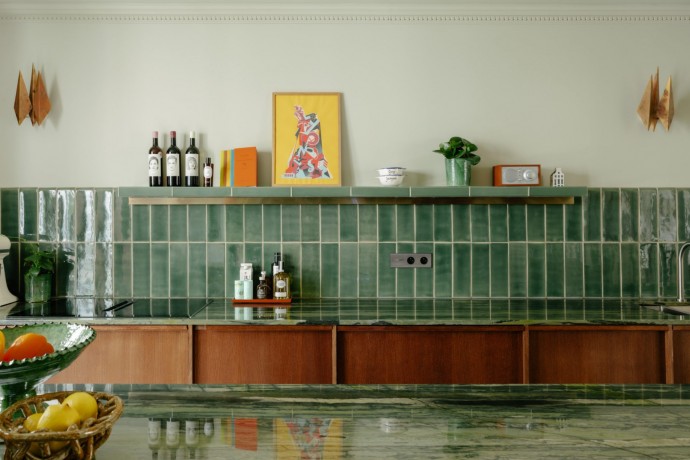 Квартира в доме 1850 года в Париже (100 м2)