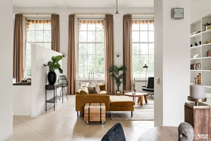 Квартира, расположенная в здании бывшей семинарии, в Хемстеде, Нидерланды