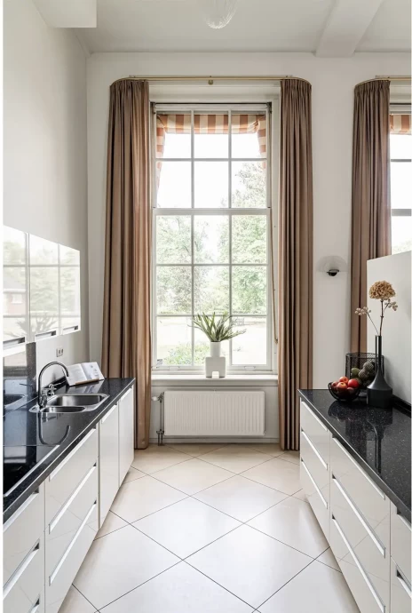 Квартира, расположенная в здании бывшей семинарии, в Хемстеде, Нидерланды